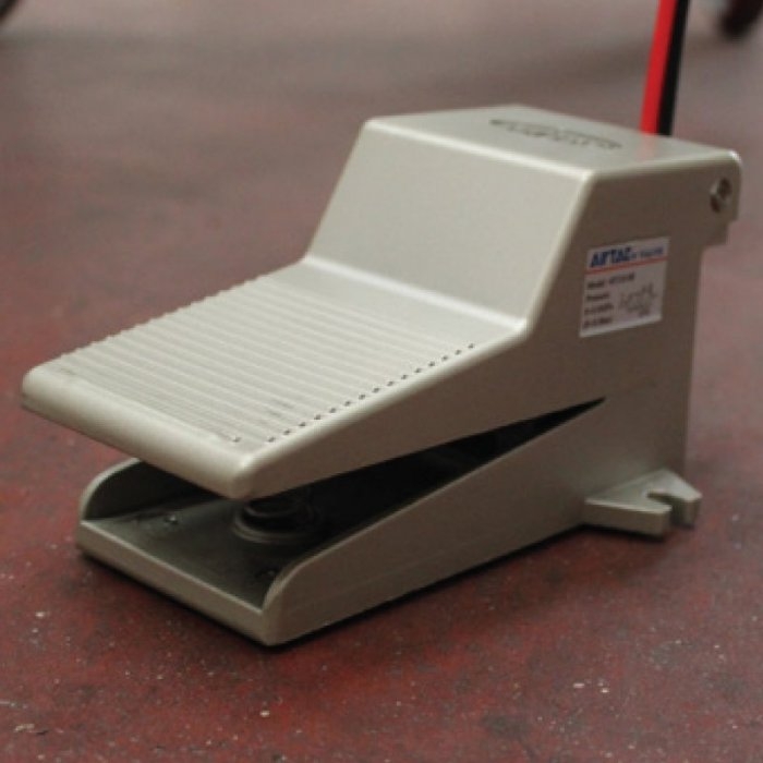 Masina Semiautomata De Format Cutii Easy Form 50-Masini De Format, Sigilat Si Legat Cutii